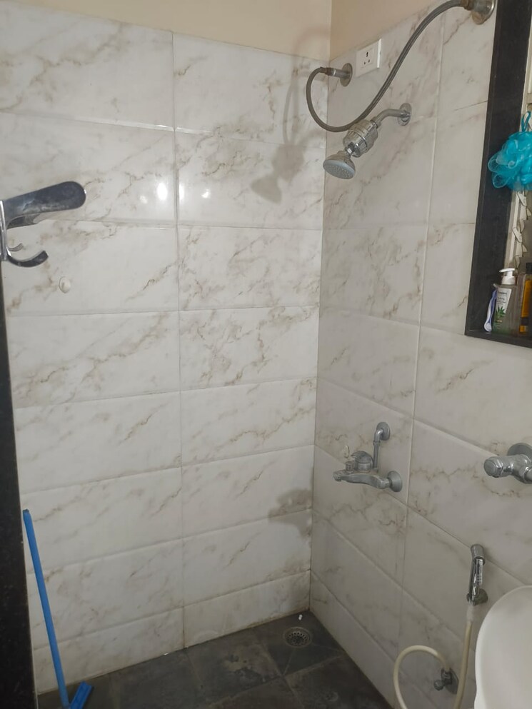 Bathroom, nyati-eternity 2 Bedroom 750 Sq.Ft. Apartment In Mohammadwadi Pune 8987341