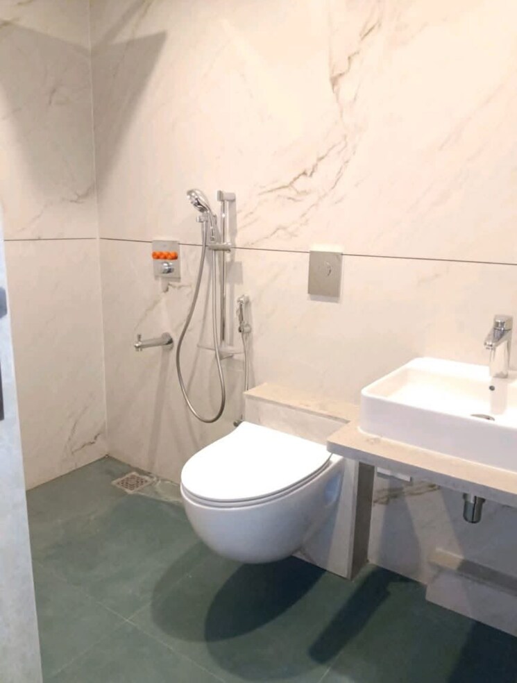 Bathroom, ahura-the-latitude 5 Bedroom 2487 Sq.Ft. Apartment In Nibm Pune 8987352
