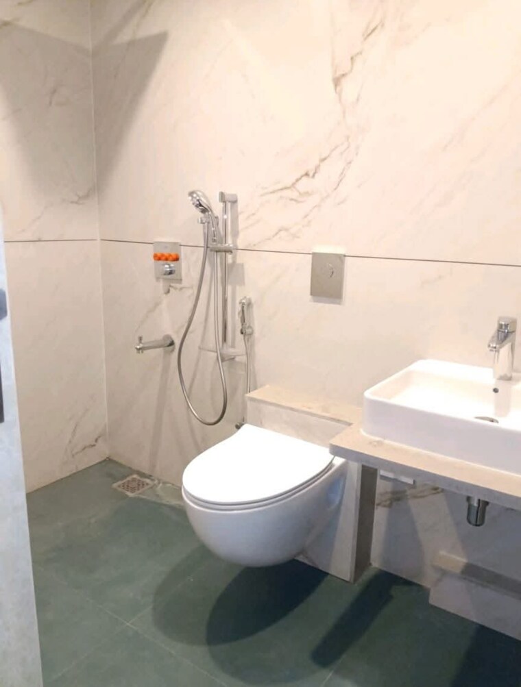 Bathroom, ahura-the-latitude 5 Bedroom 2487 Sq.Ft. Apartment In Nibm Pune 8987352