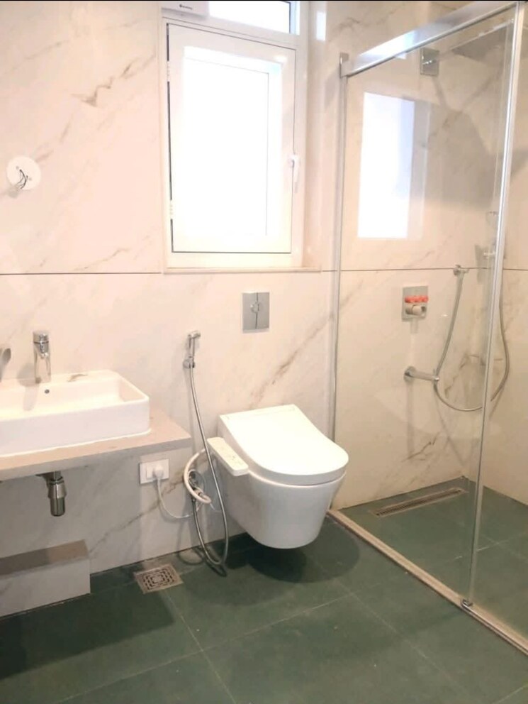 Bathroom, ahura-the-latitude 5 Bedroom 2487 Sq.Ft. Apartment In Nibm Pune 8987352