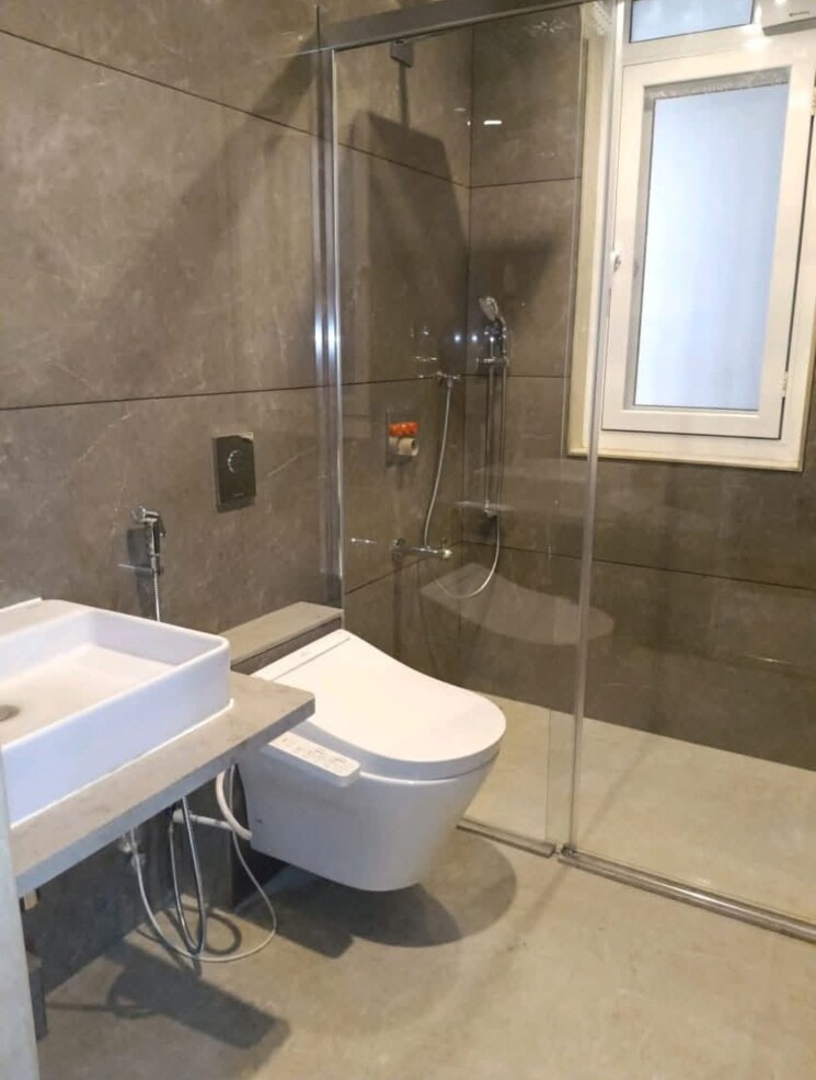 Bathroom, ahura-the-latitude 5 Bedroom 2487 Sq.Ft. Apartment In Nibm Pune 8987352