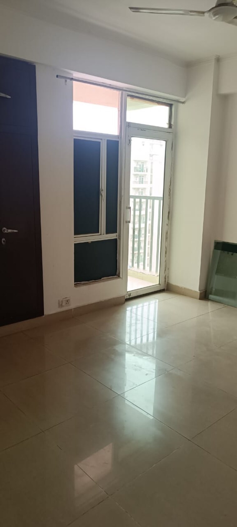 Room, gaur-city-2-10th-avenue 2 Bedroom 845 Sq.Ft. Apartment In Sector 16c Greater Noida Greater Noida 8987375