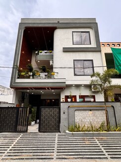 5 BHK + Pooja Room,Servant Room,Extra Room Independent House For Sale in Vaishali Nagar