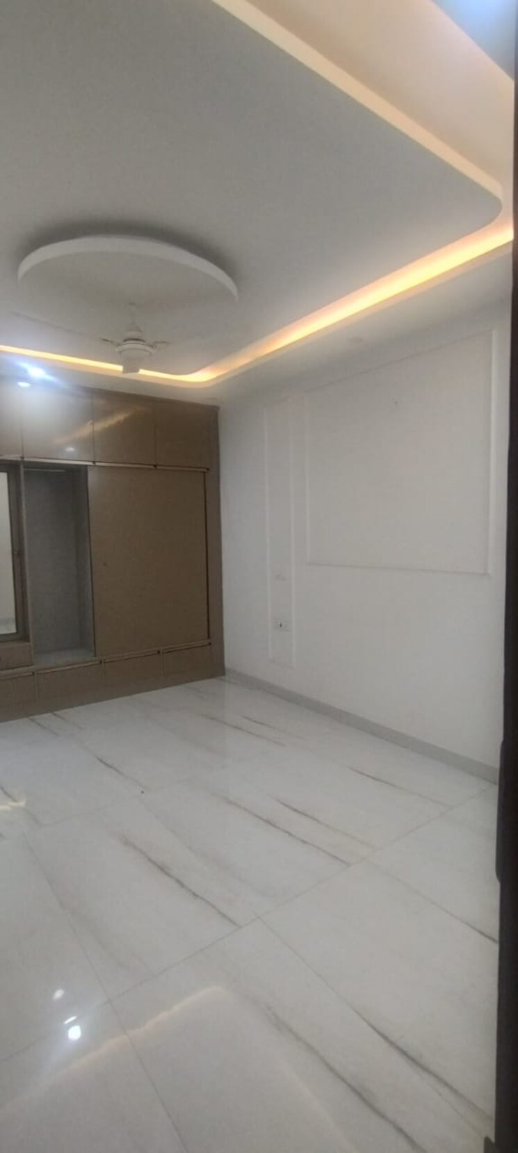 Room, rwa-apartments-sector-19 2 Bedroom 1200 Sq.Ft. Builder Floor In Sector 19 Noida 8987397