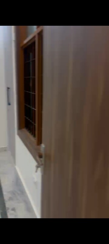 Building Lobby in 1 BHK Builder Floor at Vaishali Sector 6 – for Sale