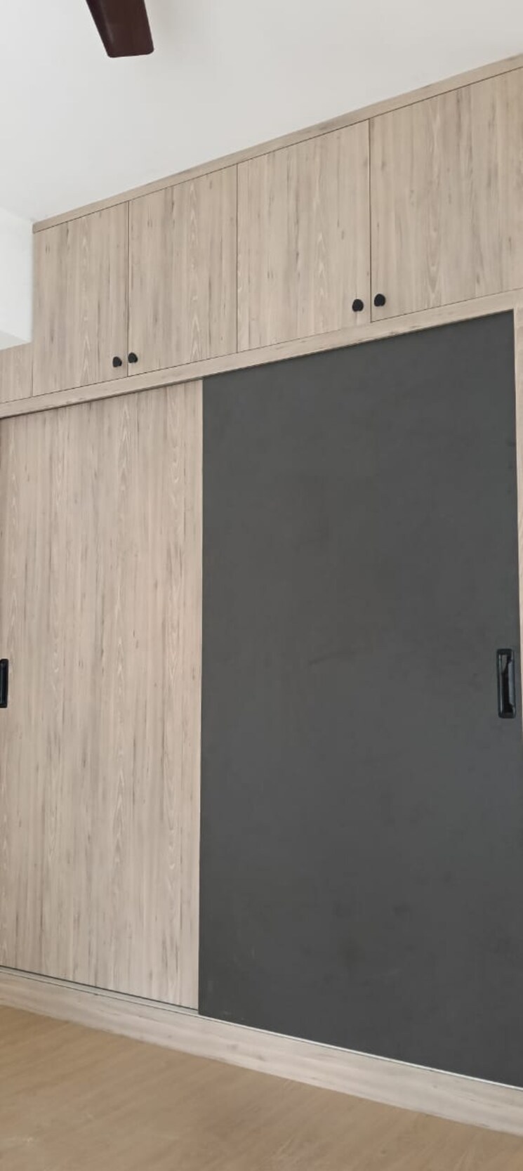 Room, godrej-woods 4 Bedroom 3100 Sq.Ft. Apartment In Sector 43 Noida 8987399