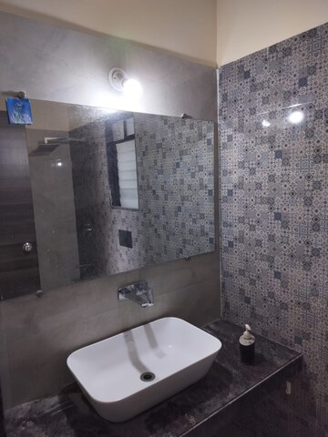 Bathroom in 1.5 BHK Apartment at New Nandanvan CHS Brahmand, Brahmand – for Rent