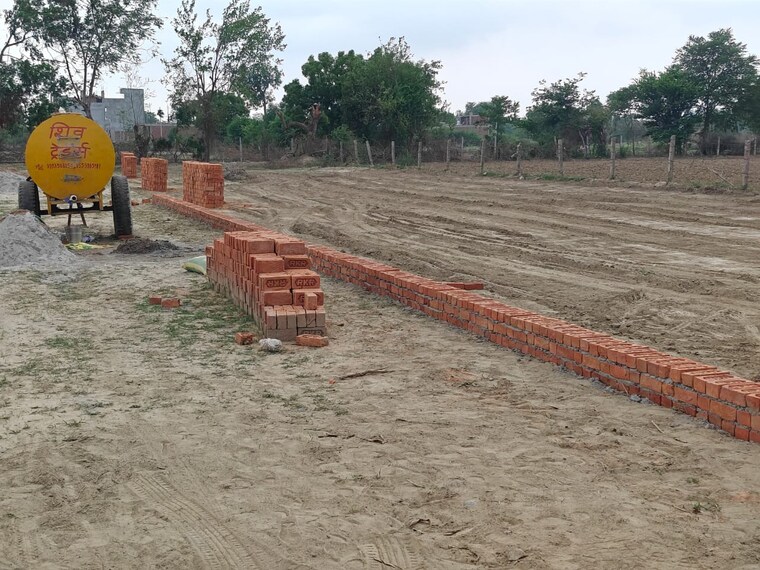 undefined, gomti nagar  1000 Sq.Ft. Plot In Gomti Nagar Lucknow 8987438