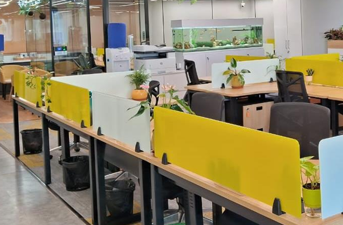 Office Space For Rent in Ackruti Star