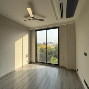 Room in 4 BHK Builder Floor at Greater Kailash I – for Sale