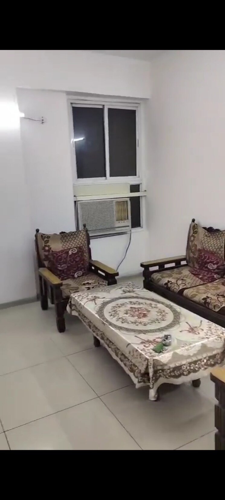 Living Room, wave-city 2 Bedroom 840 Sq.Ft. Apartment In Wave City Ghaziabad 8987472