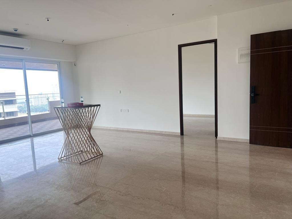 3 BHK + Pooja Room Apartment For Rent in Lokhandwala Minerva Mahalaxmi