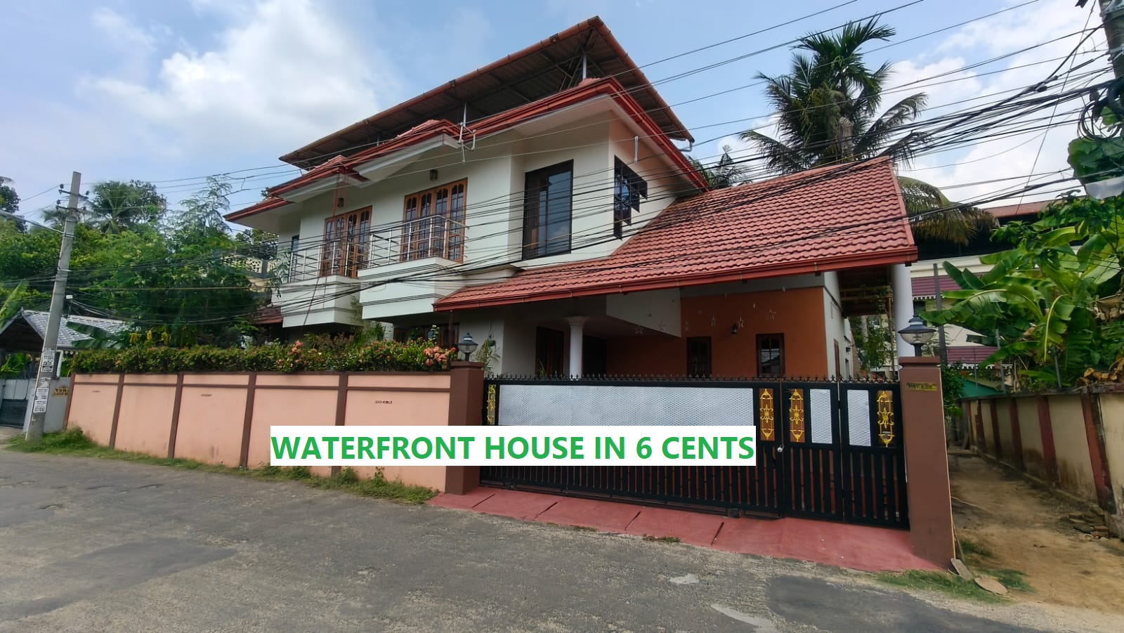 4 BHK + Servant Room Independent House For Sale in Vyttila
