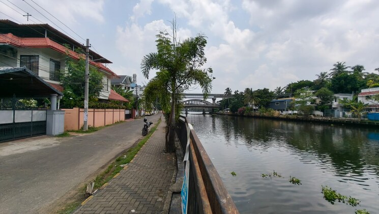 Swimming Pool, vyttila 4 Bedroom 3000 Sq.Ft. Independent House In Vyttila Kochi 8979477