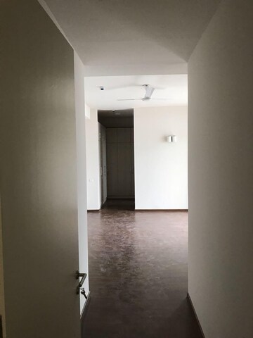 Building Lobby in 3.5 BHK Apartment at Ireo Victory Valley, Sector 67 – for Rent