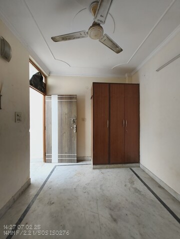 Building Lobby in 2 BHK Builder Floor at Govindpuri – for Rent