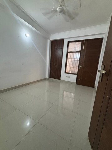 Room in 3 BHK Builder Floor at Freedom Fighters Enclave – for Rent