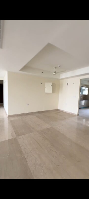 Room in 4 BHK Apartment at ATS Triumph, Sector 104 – for Sale
