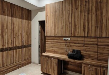 Furnished Amenities in 3 BHK Apartment at Enpar Lotus Residency, Lower Parel – for Rent