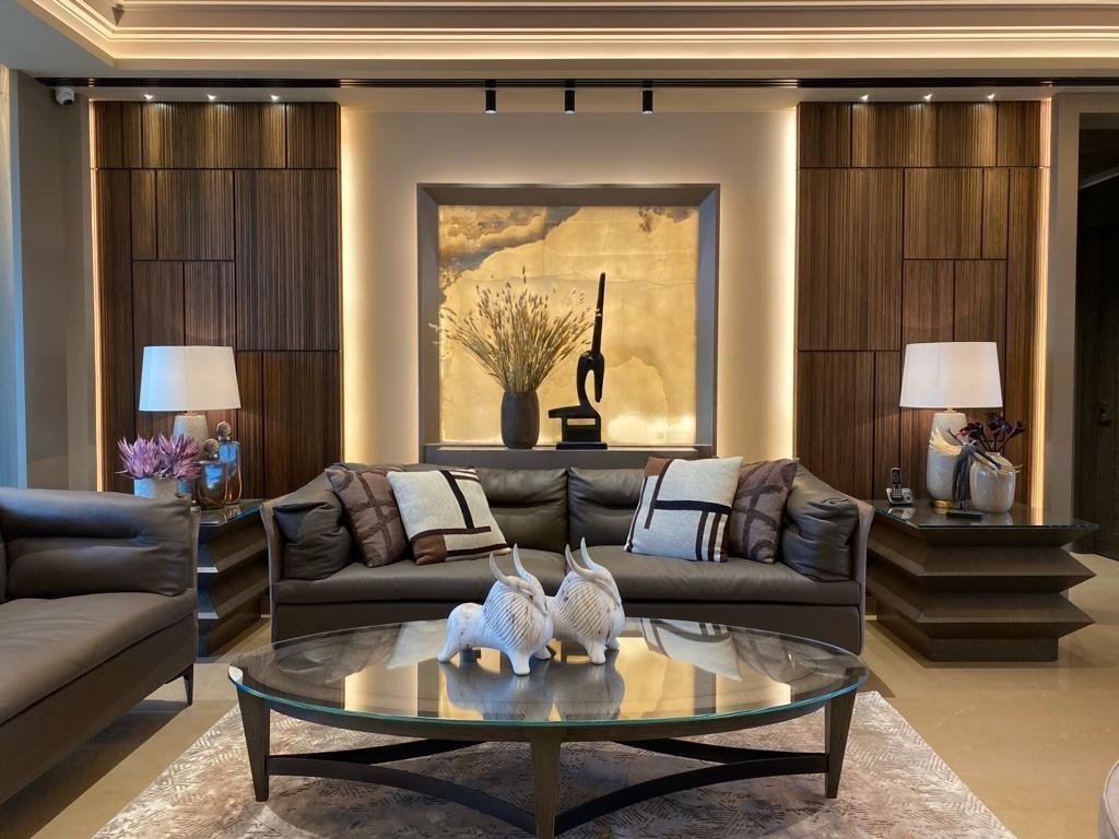 3 BHK + Servant Room Apartment For Rent in K Raheja Vivarea