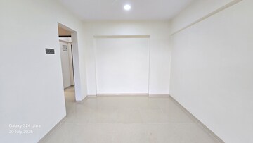Bedroom in 2 BHK Apartment at Krishna Paradise Malad, Malad West – for Rent