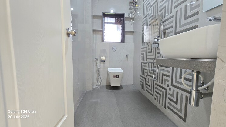 Attached Bathroom, krishna-paradise-malad 2 Bedroom 985 Sq.Ft. Apartment In Malad West Mumbai 8987658