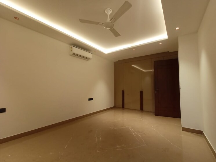 Room, greater kailash i 4 Bedroom 2500 Sq.Ft. Apartment In Greater Kailash I Delhi 8987704