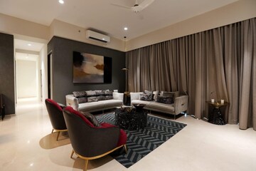 Team Area in 3 BHK Apartment at Indiabulls Blu, Worli – for Rent