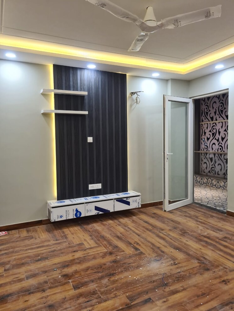 Room, greater kailash ii 4 Bedroom 2500 Sq.Ft. Apartment In Greater Kailash ii Delhi 8987739