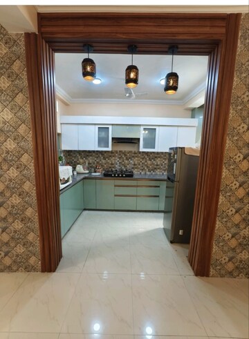 Bedroom in 3 BHK Apartment at Gomti Nagar – for Rent