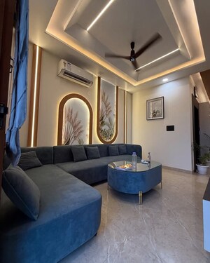 2.5 BHK Apartment For Sale in Dashrath Puri