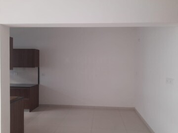 Room in 3.5 BHK Apartment at LnT Raintree Boulevard, Hebbal – for Rent