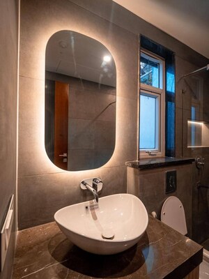 Bathroom in 3.5 BHK Apartment at Emaar The Palm Drive-The Premier Terraces, Sector 66 – for Sale