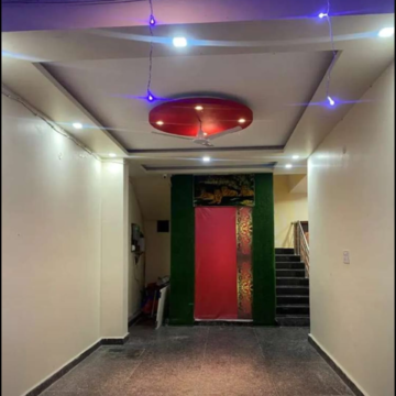 Building Lobby in 3 BHK Independent House at Gomti Nagar – for Rent