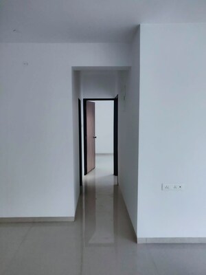 Room in 2 BHK Apartment at Kaustubh SunMoon Chs Ltd, Borivali East – for Sale