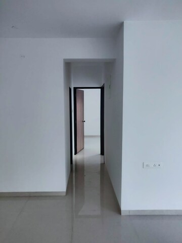 Room in 2 BHK Apartment at Kaustubh SunMoon Chs Ltd, Borivali East – for Sale