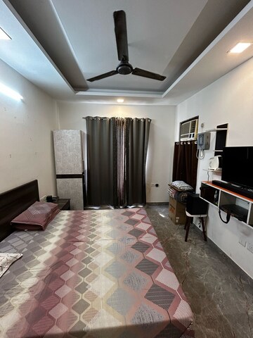 Kitchen in 1 BHK Builder Floor at Sector 45 – for Rent