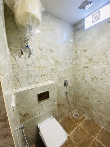 Attached Bathroom in 1 RK Builder Floor at Sector 31 – for Rent