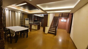 Gym in 4 BHK Apartment at Keshwell Apartment, Lavelle Road – for Rent