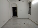 1 BHK + Extra Room 500 Sq.Ft. Builder Floor in Saket Court Residential Complex