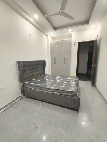 1 RK Builder Floor For Rent in Sector 53