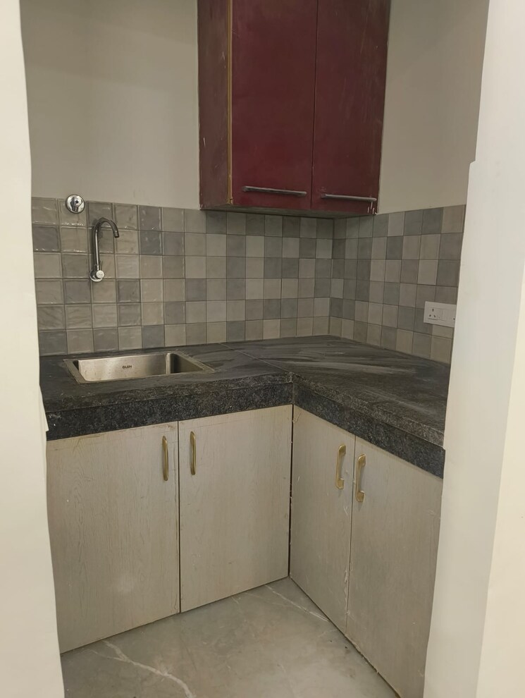 Kitchen, sector 53 1 RK 800 Sq.Ft. Builder Floor In Sector 53 Gurgaon 8988148