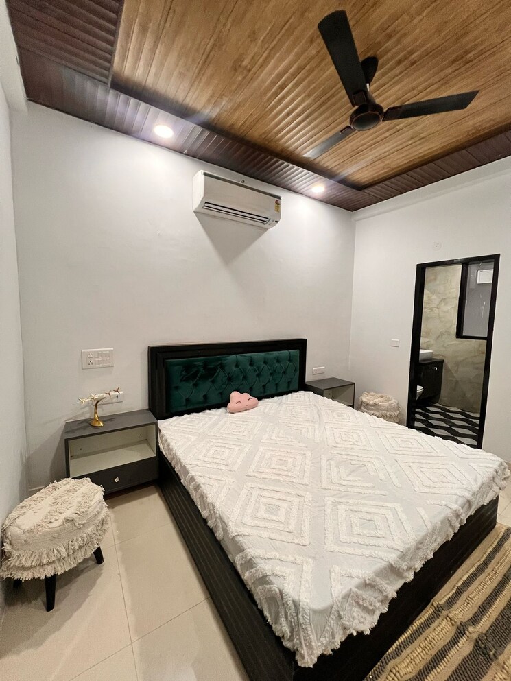 Bedroom, sushant lok i 1 Bedroom 1200 Sq.Ft. Builder Floor In Sushant Lok I Gurgaon 8988173