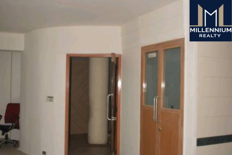 Room, gera-legend Commercial Office Space 1217 Sq.Ft. In Koregaon Park Pune 8988172