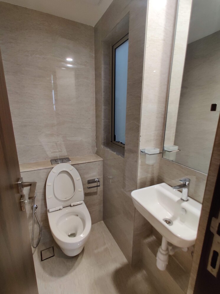 Bathroom, kanakia-silicon-valley 1 Bedroom 382 Sq.Ft. Apartment In Powai Mumbai 8988164