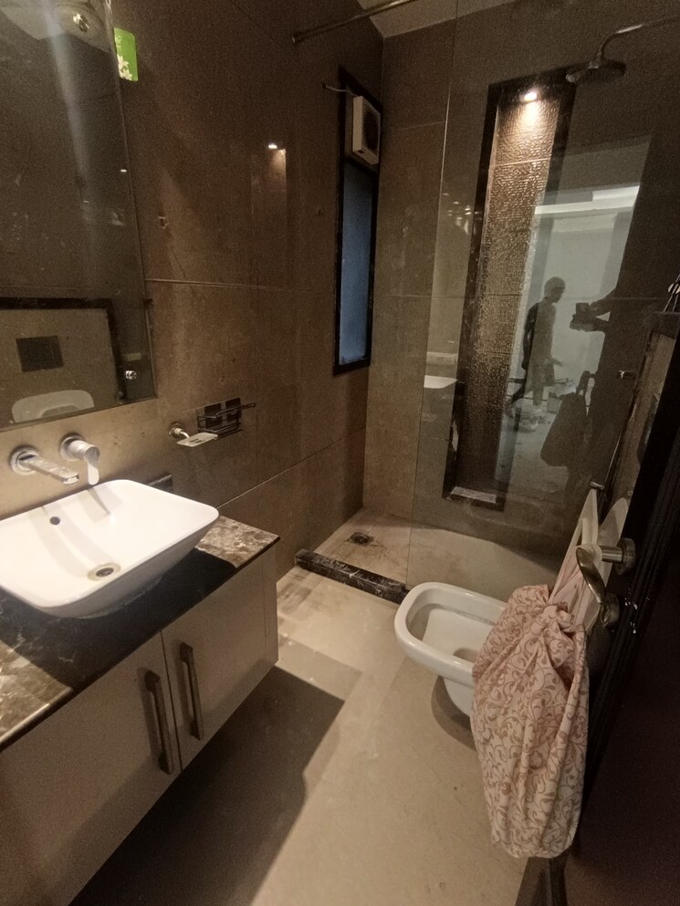 Team Area, shivalik colony 3 Bedroom 1800 Sq.Ft. Builder Floor In Shivalik Colony Delhi 8988209