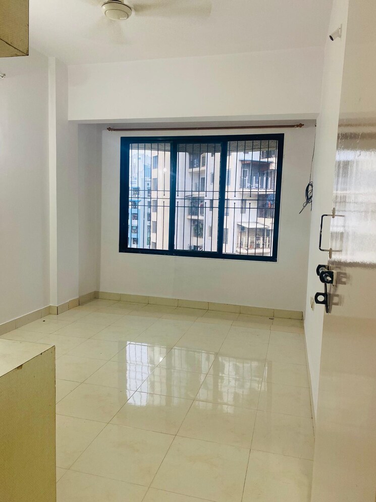 Room, neel-lake-view 2 Bedroom 987 Sq.Ft. Apartment In New Panvel West Navi Mumbai 8988216