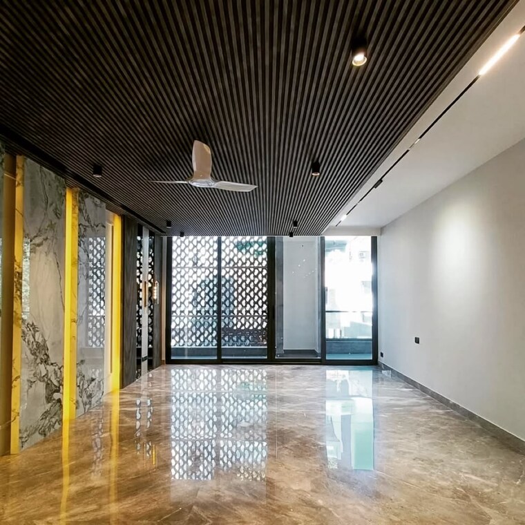 Room, south extension ii 4 Bedroom 3600 Sq.Ft. Builder Floor In South Extension ii Delhi 8988224