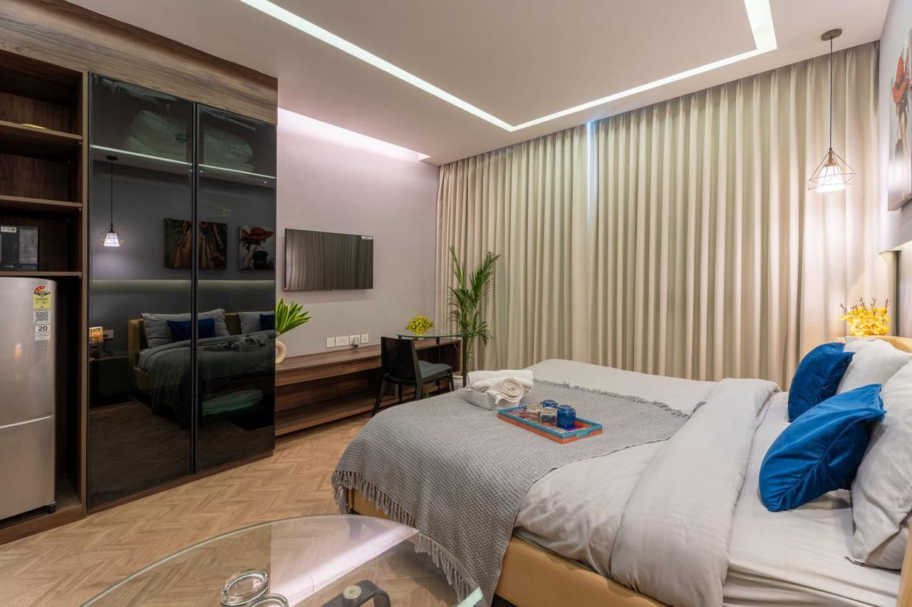 4 BHK + Extra Room 500 Sq.Yd. Builder Floor in Unitech Arcadia