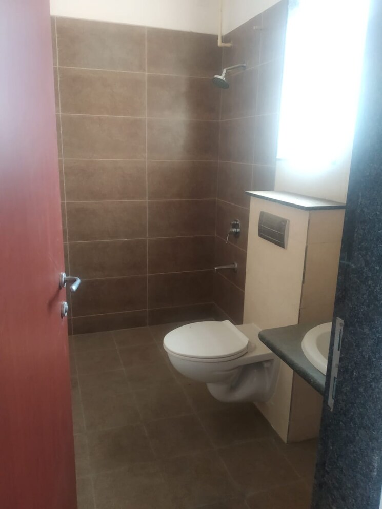Bathroom, kolte-patil-life-republic 3 Bedroom 1500 Sq.Ft. Apartment In Hinjewadi Pune 8988243
